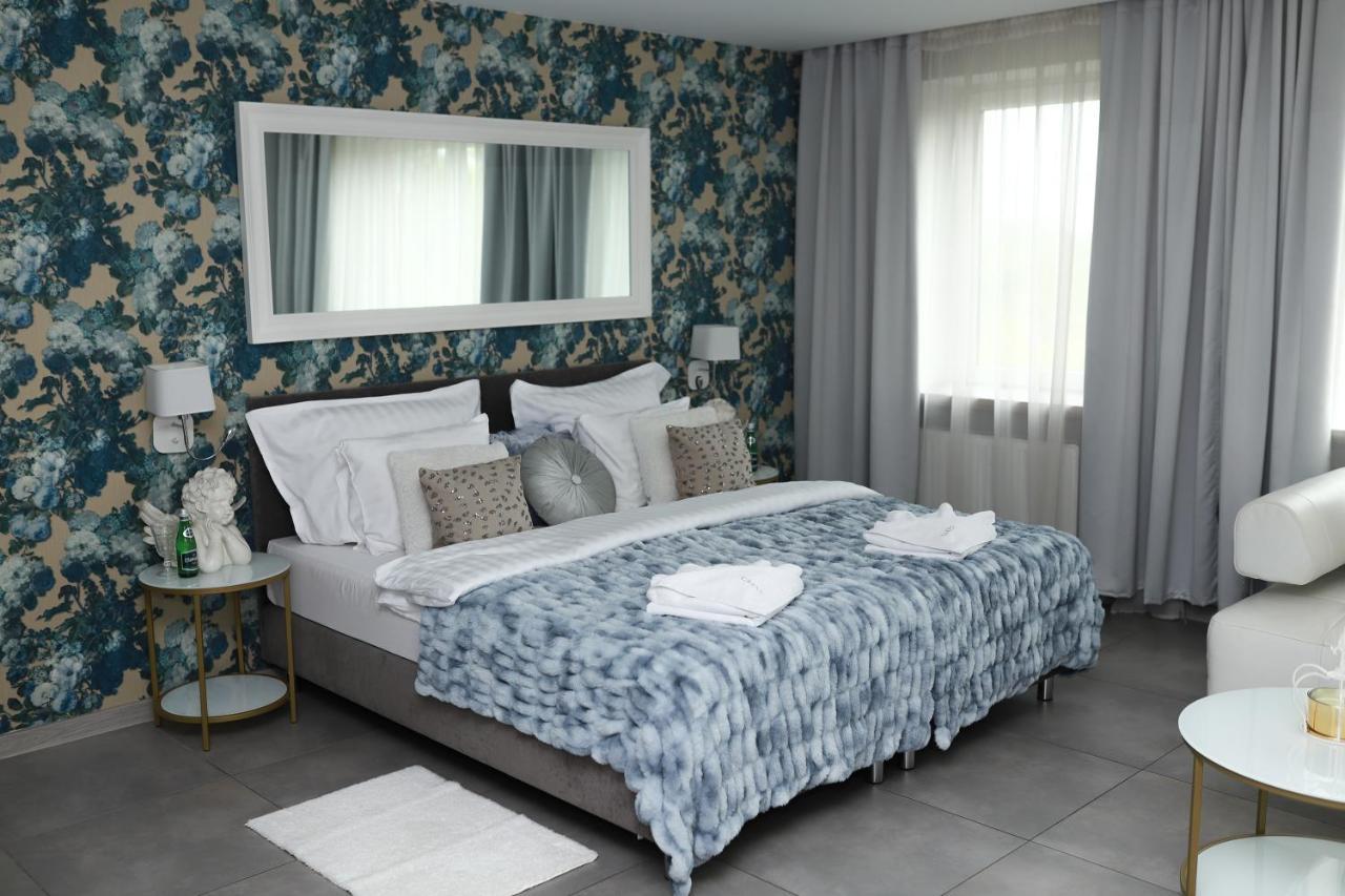Hotel Greys Polonia Zasutowo Bagian luar foto