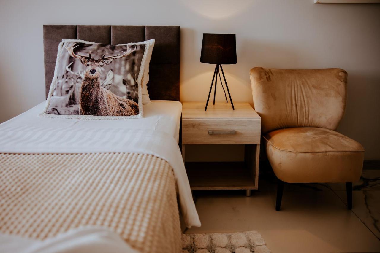 Hotel Greys Polonia Zasutowo Bagian luar foto