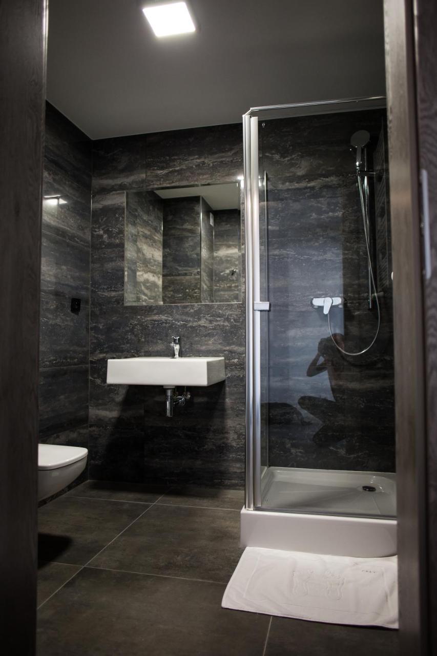 Hotel Greys Polonia Zasutowo Bagian luar foto